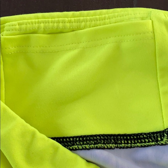 Prism Sport Aztec Printed Capri Leggings Neon Trim - Picture 4 of 5